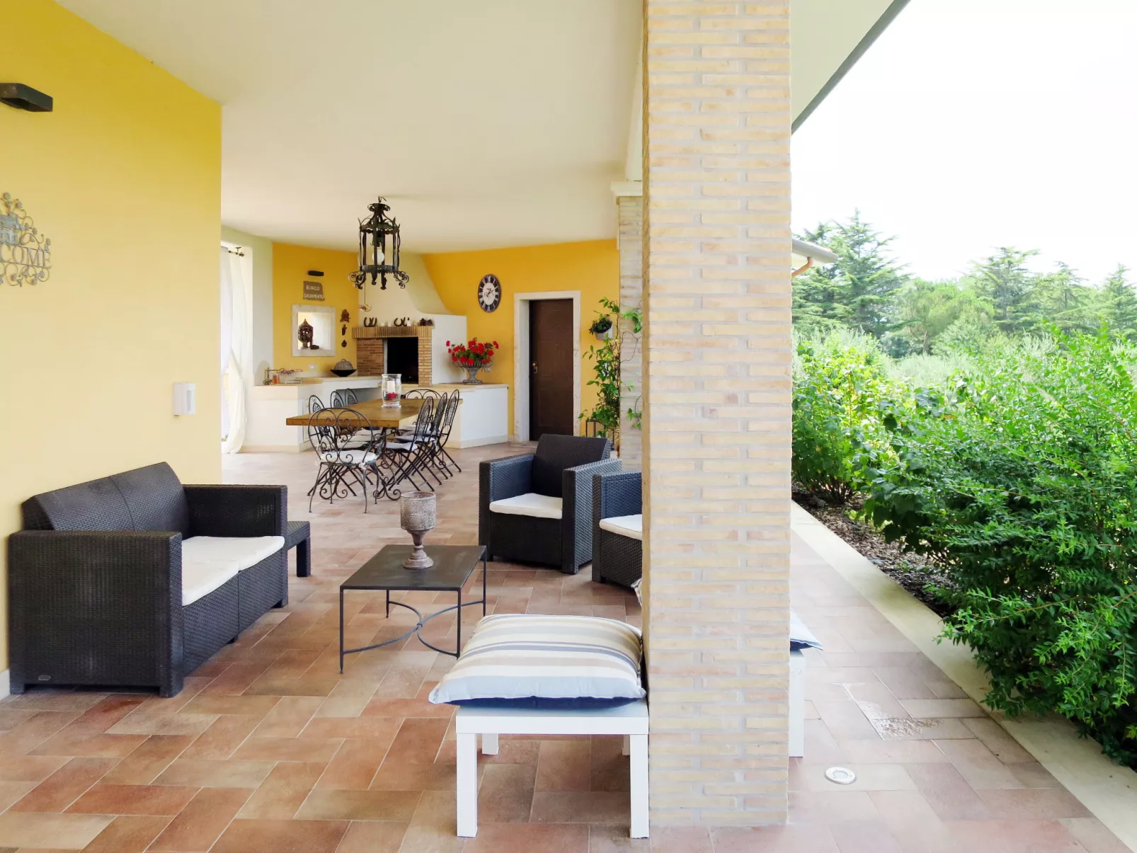 Borgo Sacramento-Outside