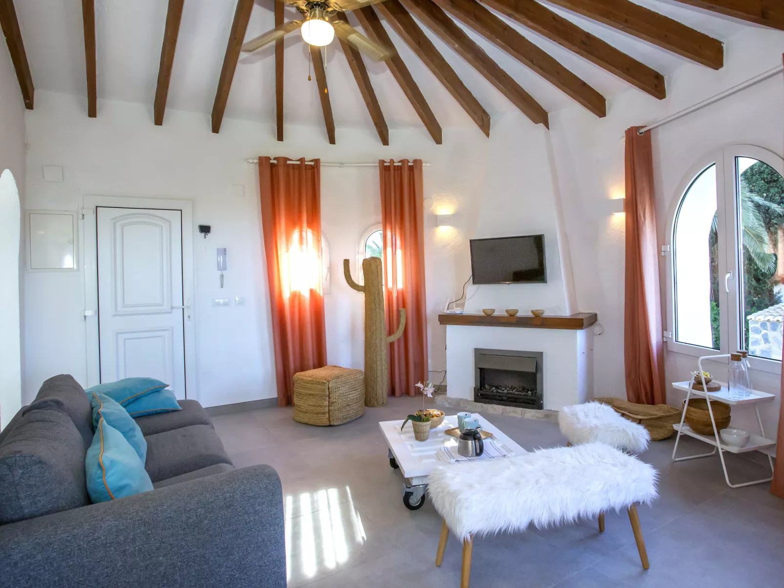 Villa Scott-Inside