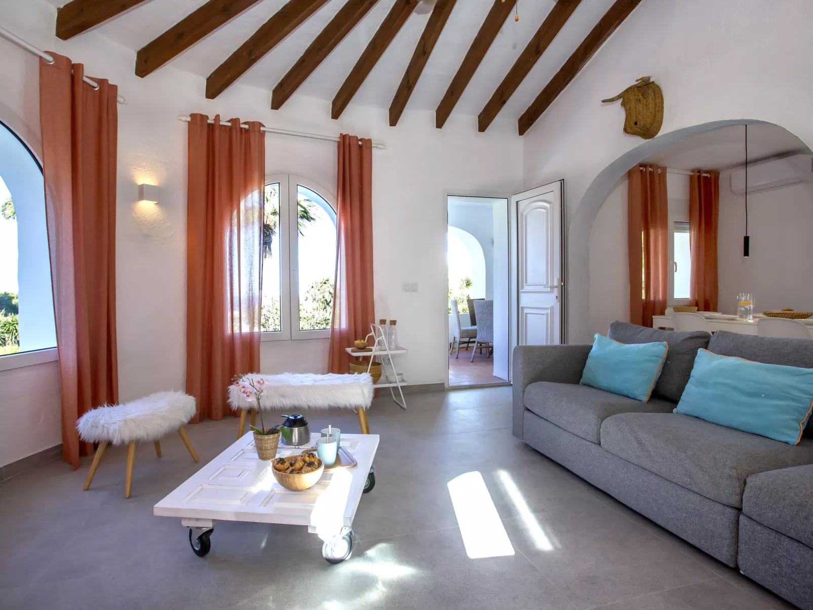 Villa Scott-Inside