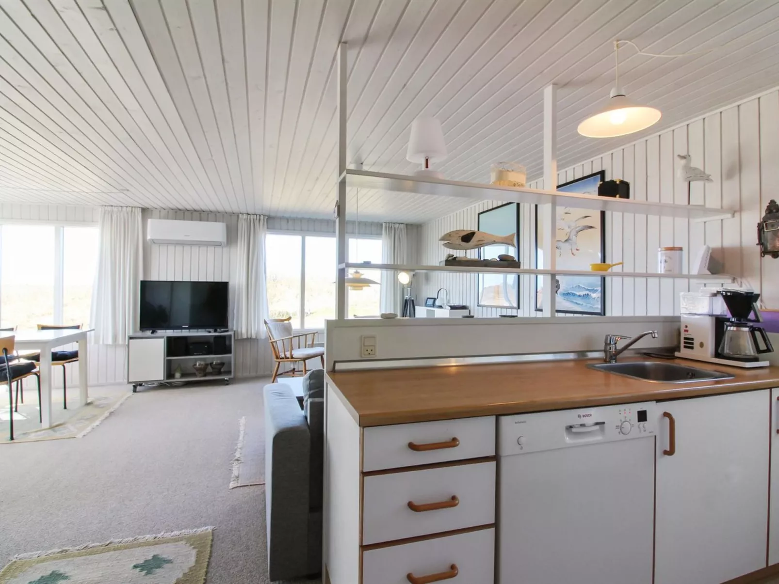 "Steffenie" - 400m from the sea-Inside