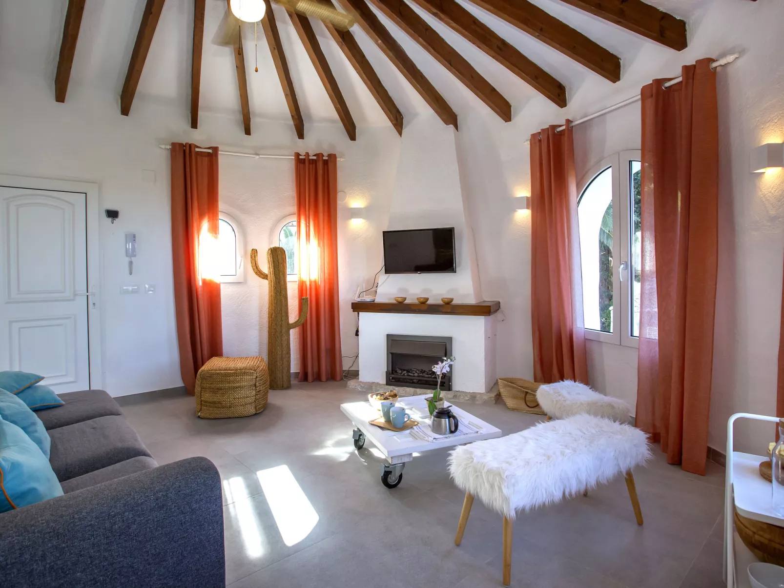 Villa Scott-Inside