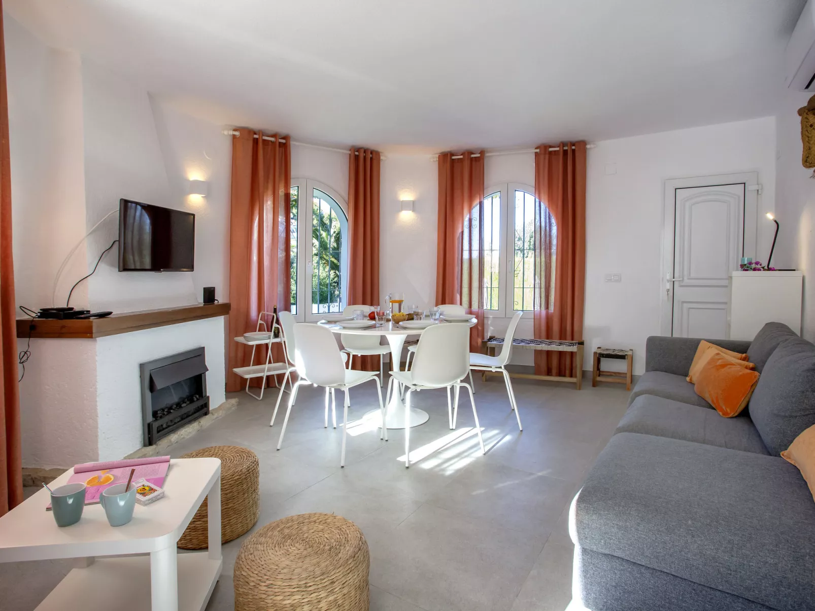Villa Scott-Inside