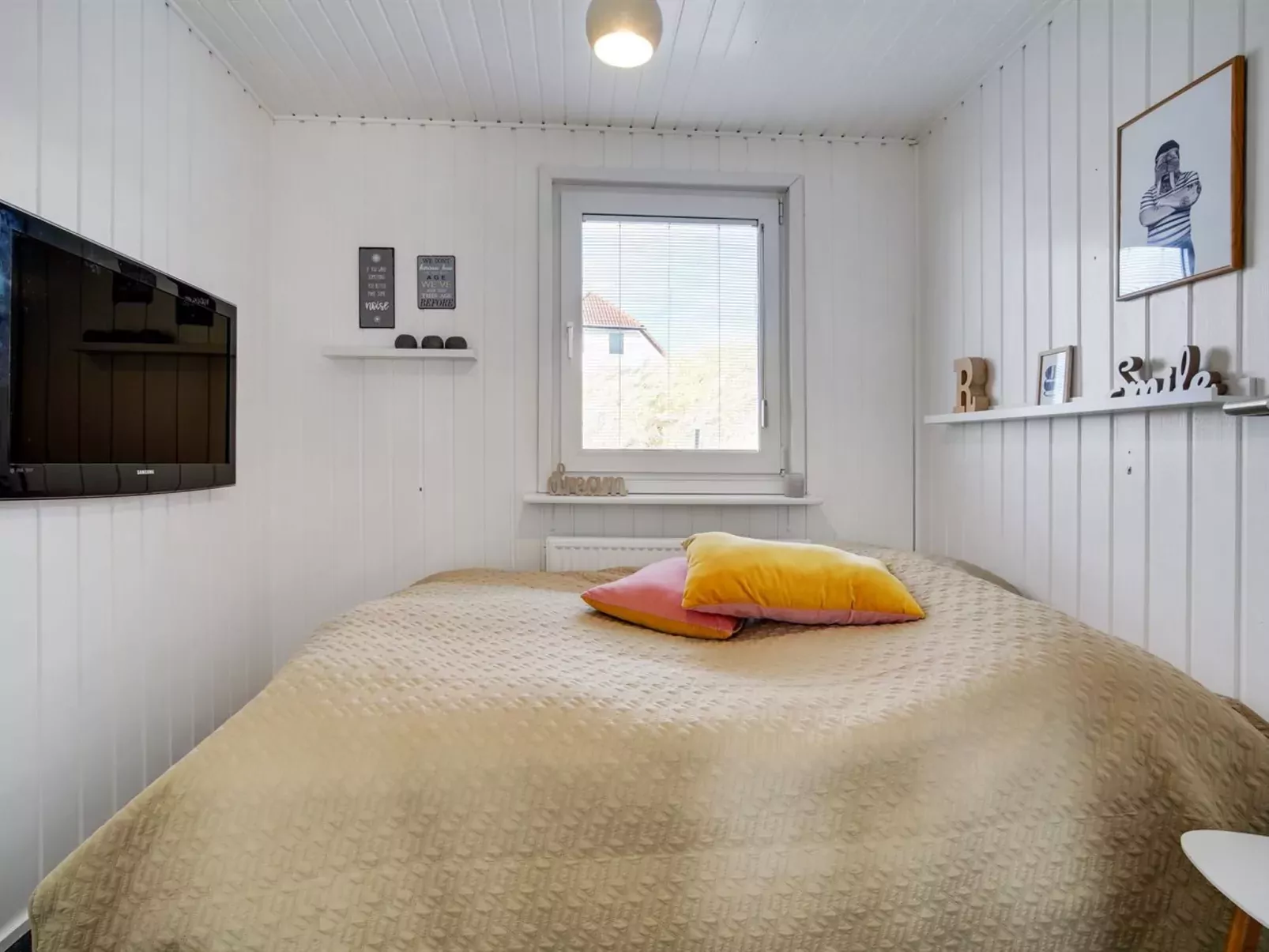 "Kiina" - 100m from the sea-Dedans