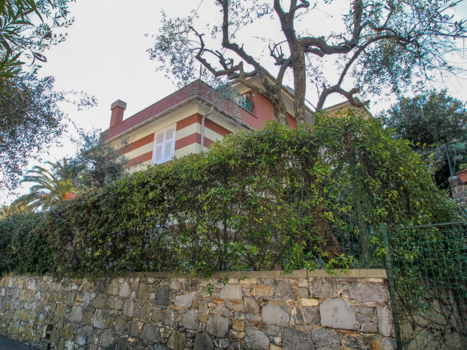 Il Pigno-Outside