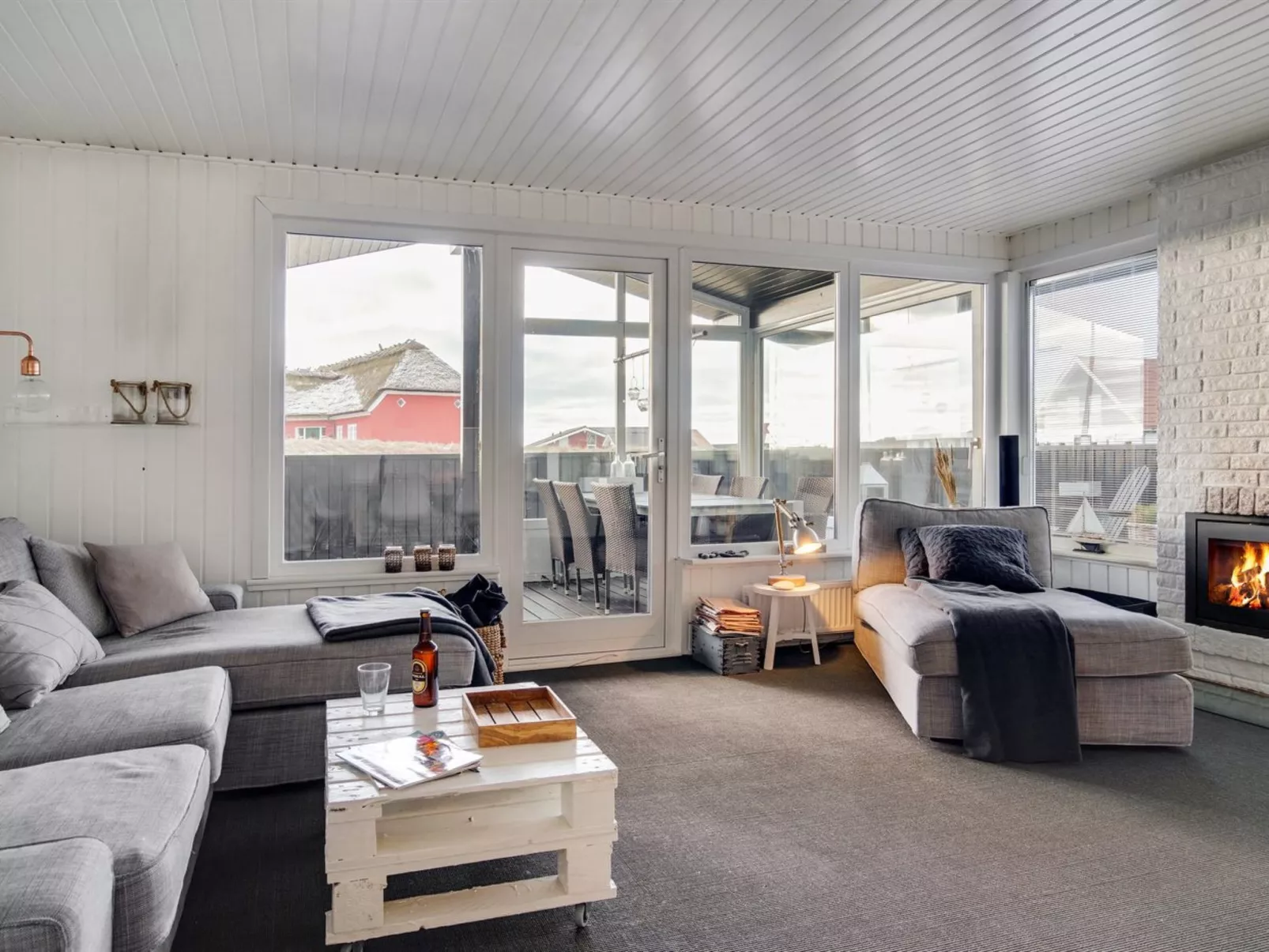 "Kiina" - 100m from the sea-Dedans
