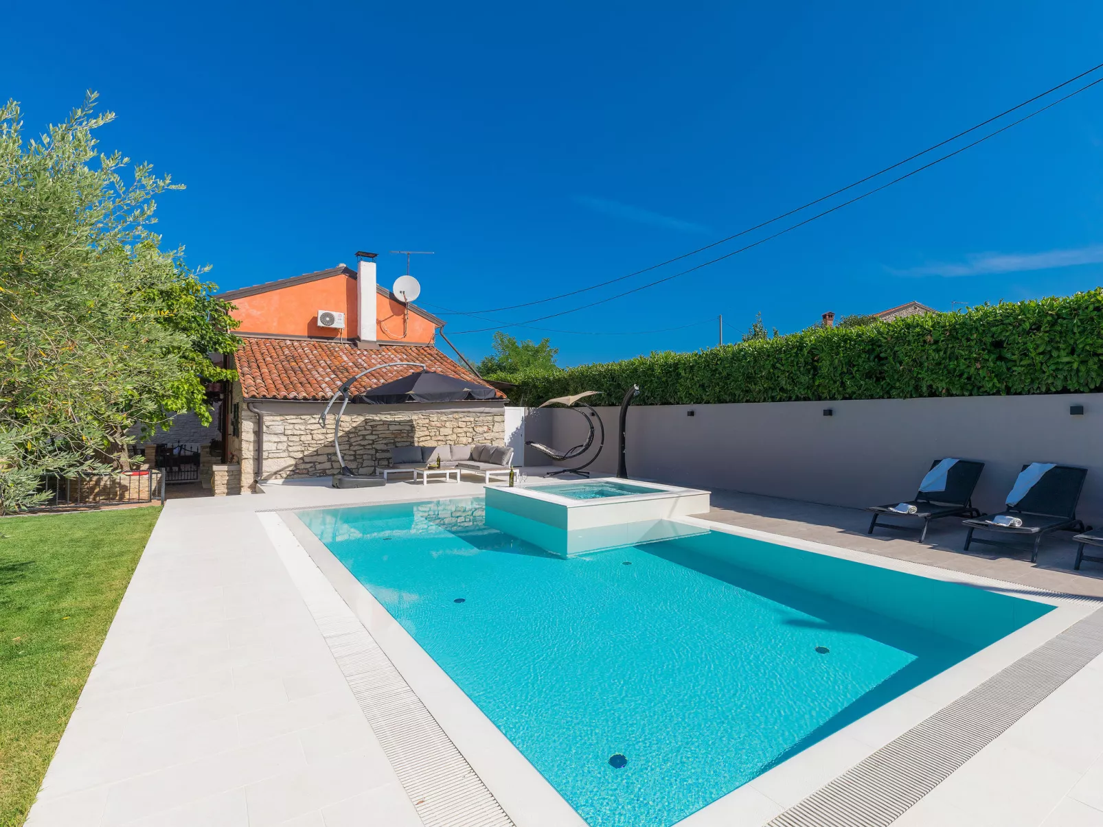Villa Mala-Outside