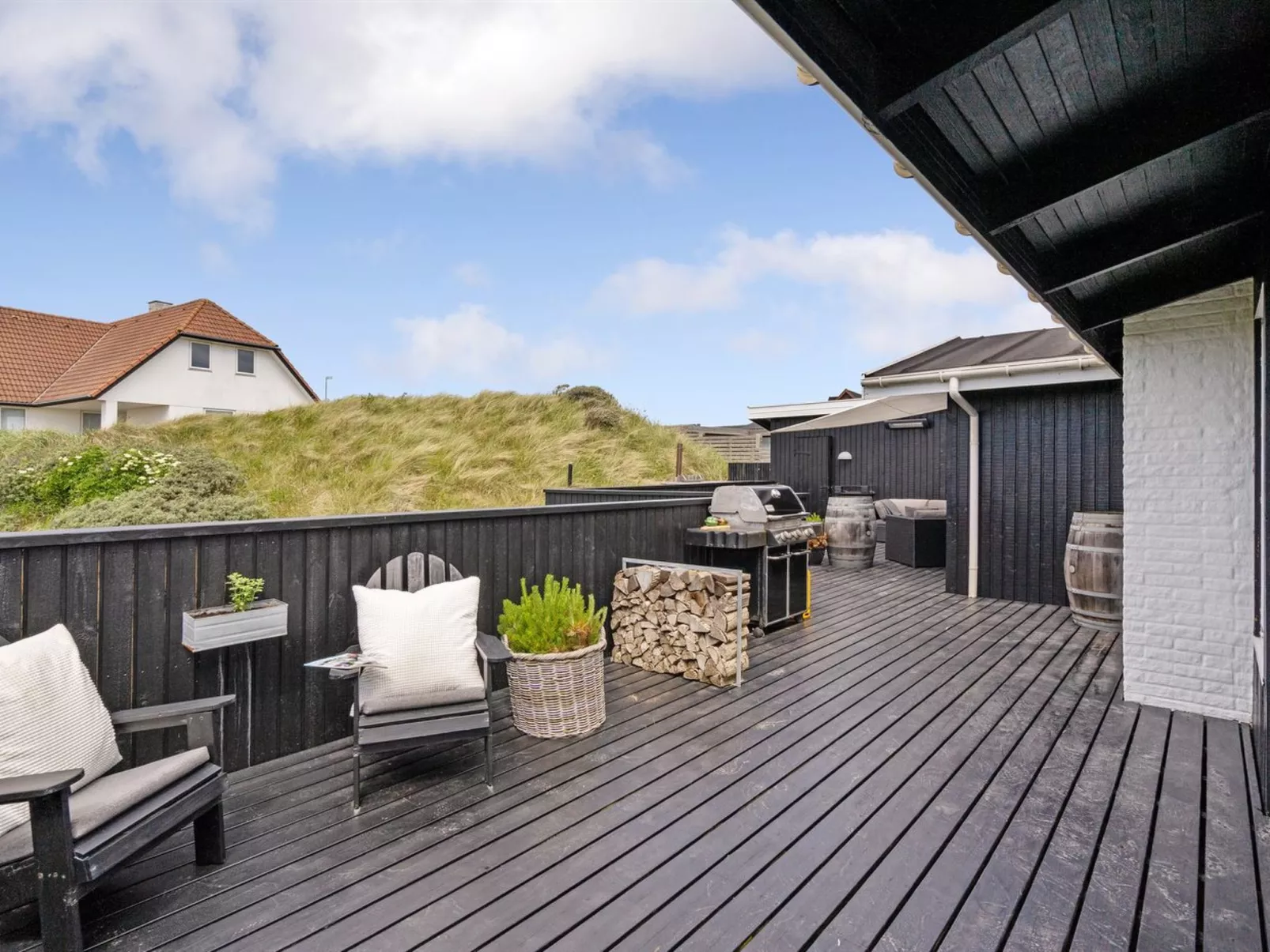 "Kiina" - 100m from the sea-Dehors