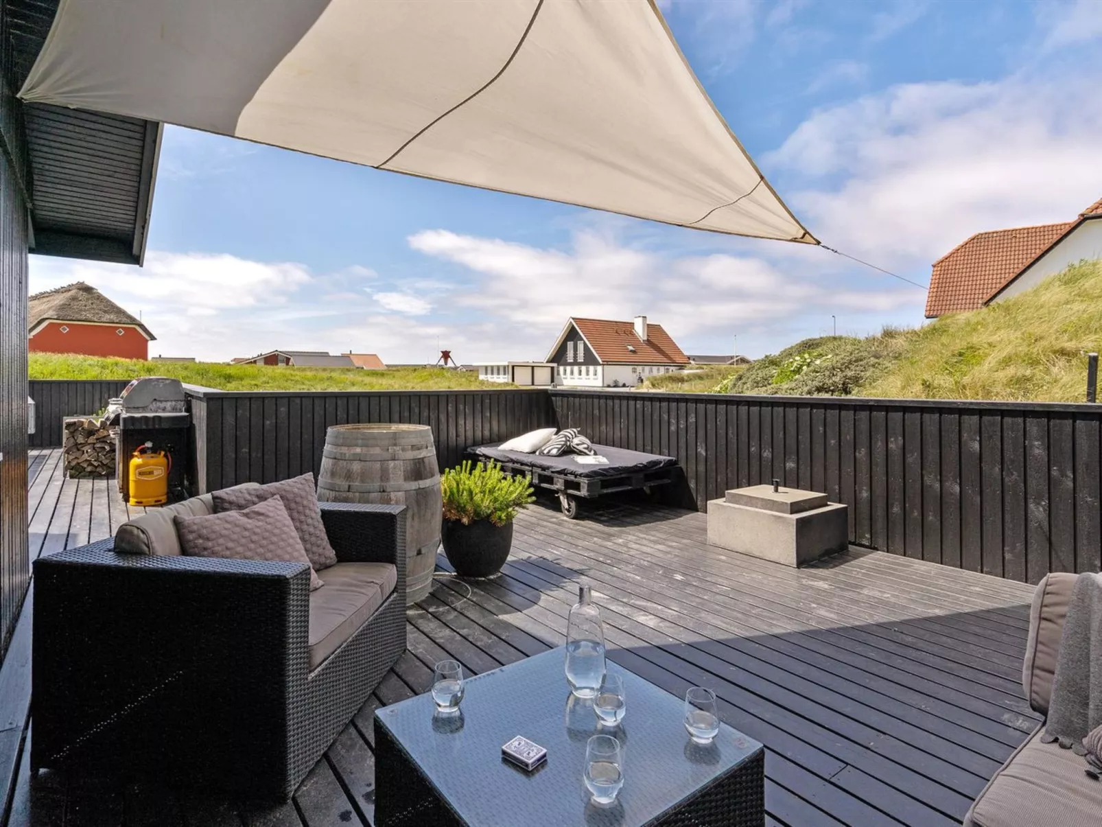 "Kiina" - 100m from the sea-Dehors