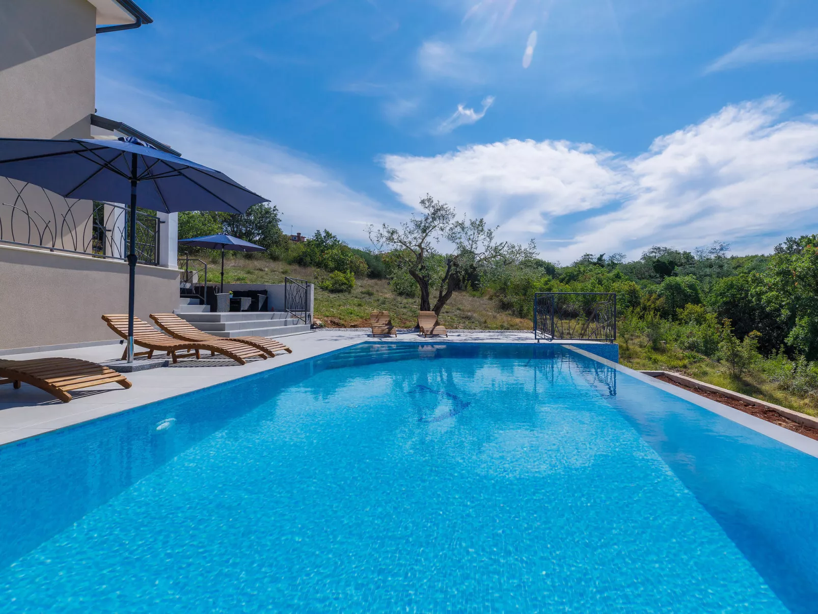 Villa Bella-Outside