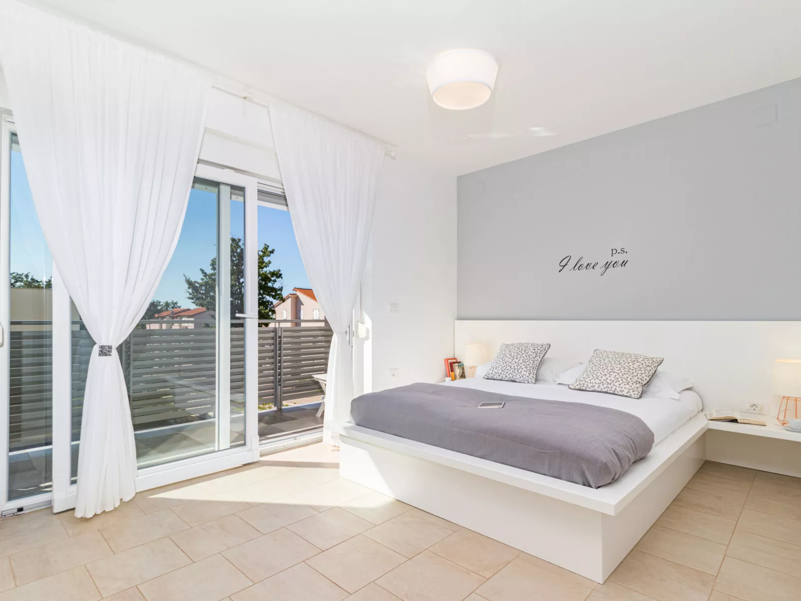 Villa Virtus-Inside