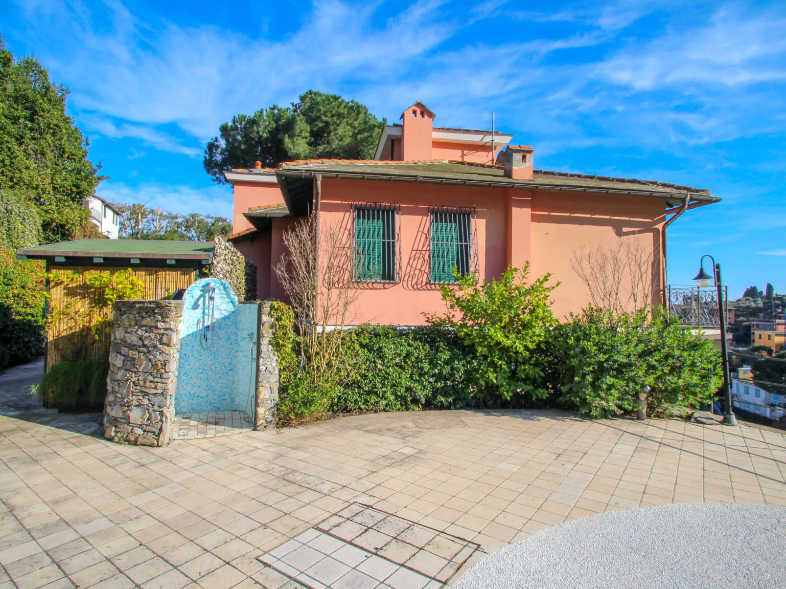 Casa del Leone II-Outside