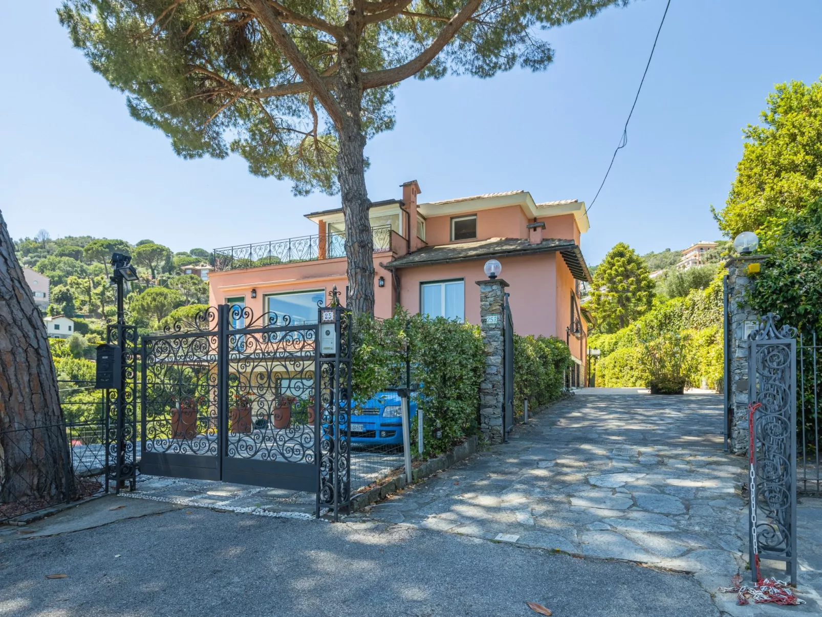 Casa del Leone II-Outside