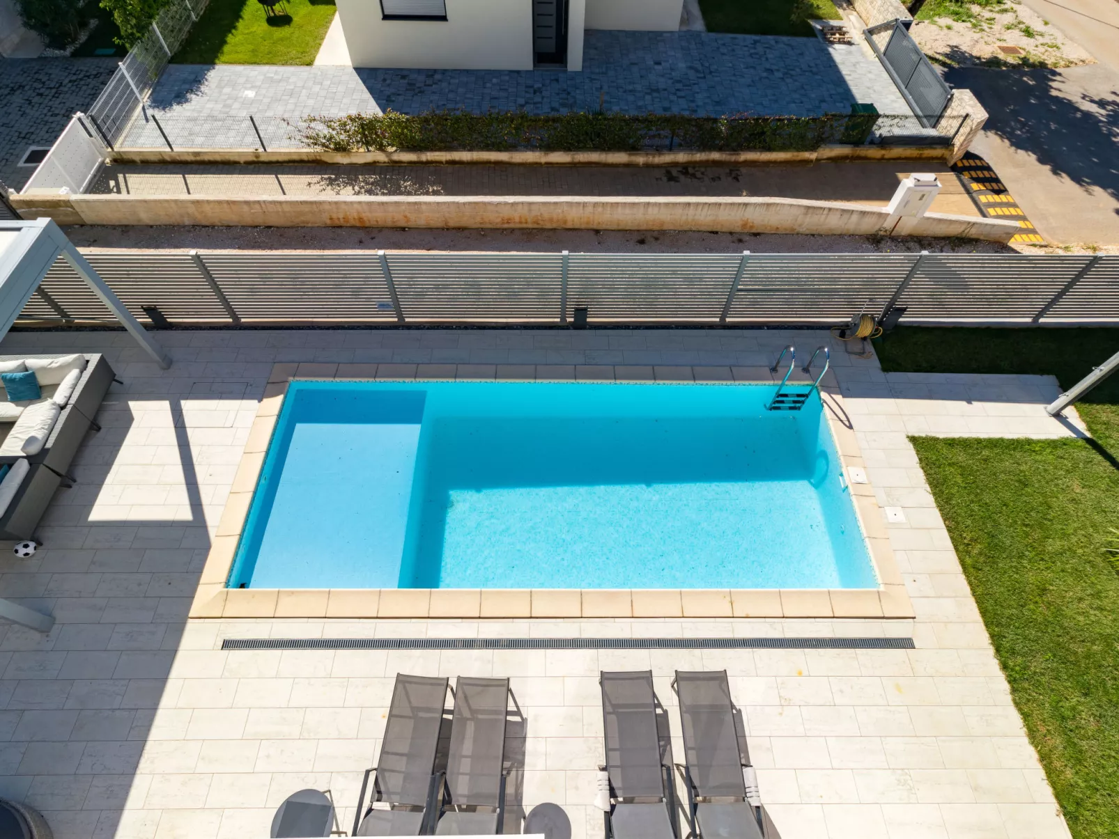 Villa Virtus-Outside
