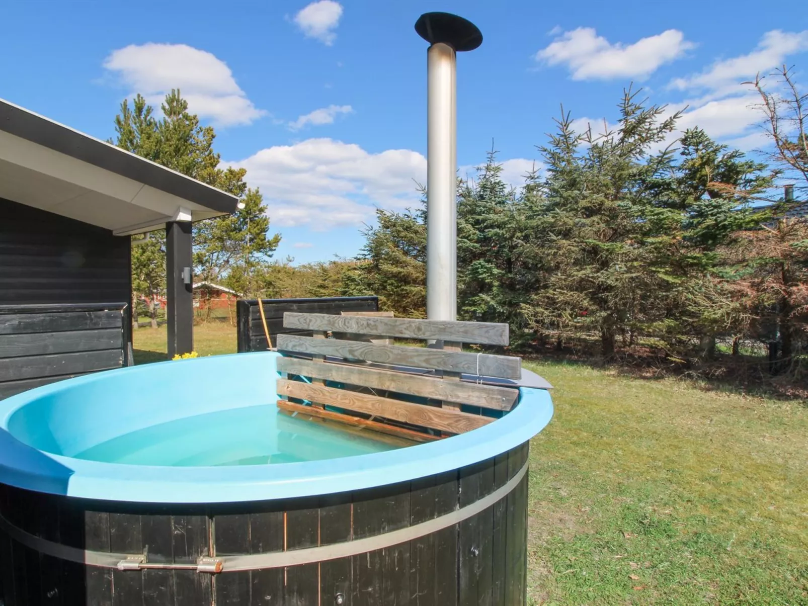 "Todor" - 1.1km from the sea-Outside