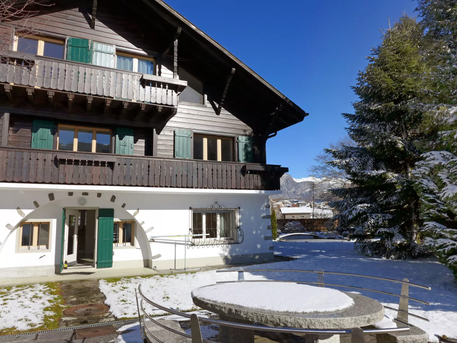 Chalet Aaregg-Outside