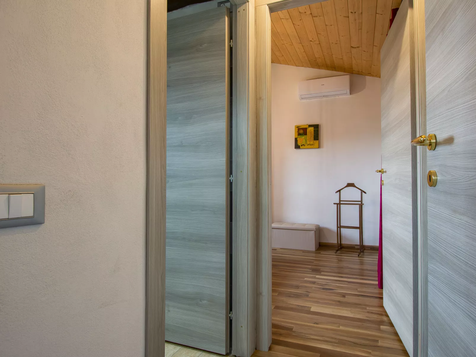 Red House-Inside