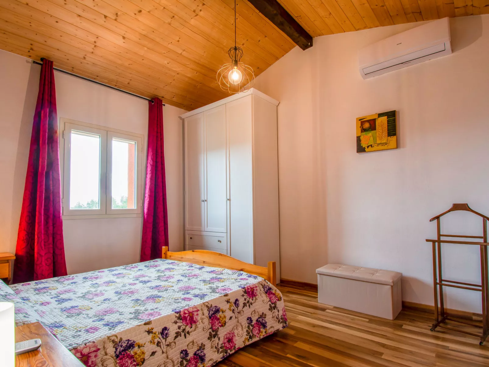 Red House-Inside