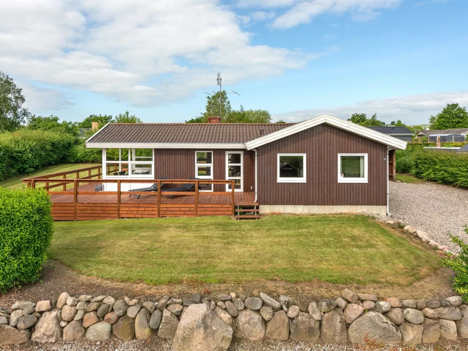 "Ellyn" - 500m from the sea-Outside