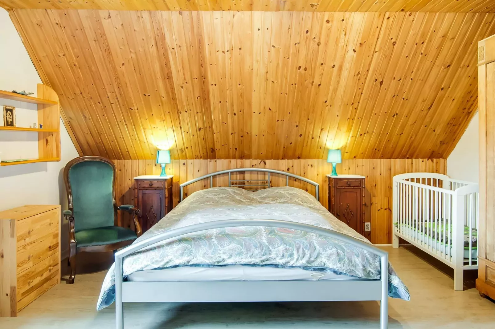Au bout de l'Ardenne-Bedroom