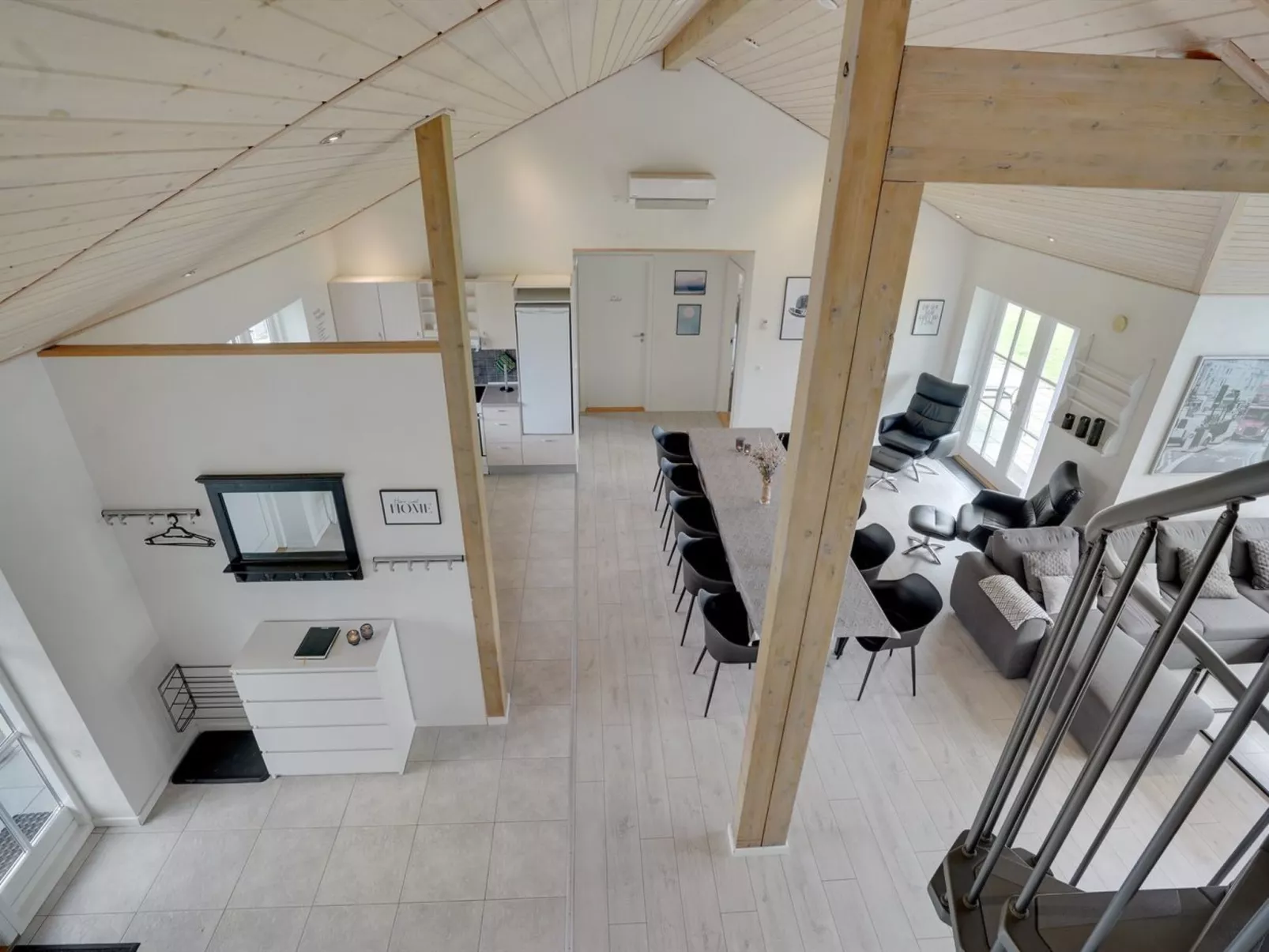 "Quanna" - 30km from the sea-Inside