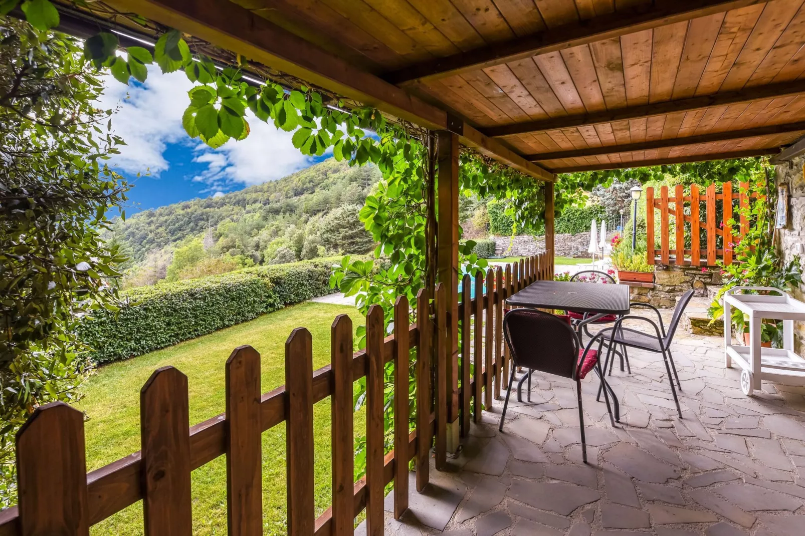Cristina-Terrace balcony