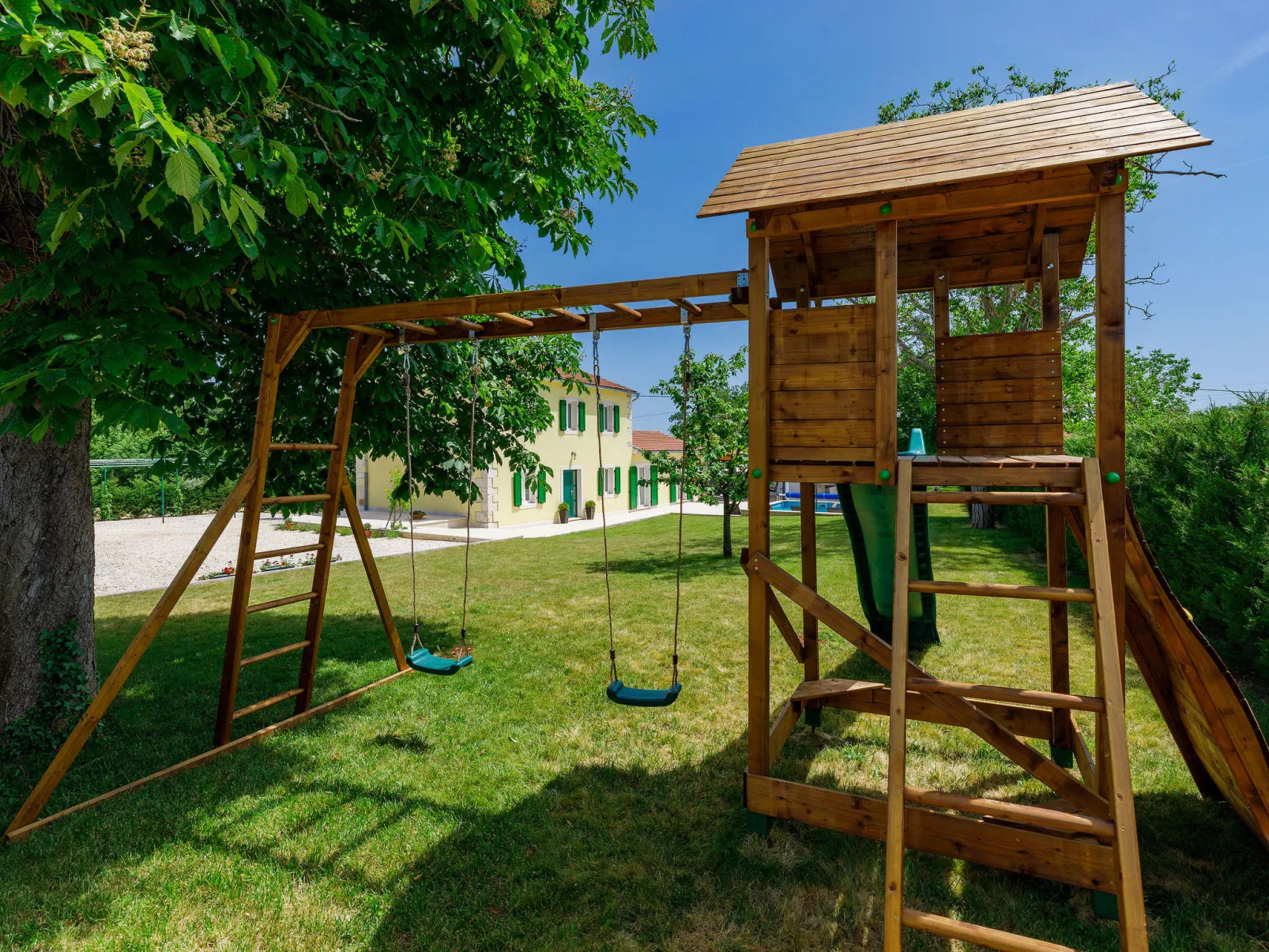 Villa Coriticum otium-Outside