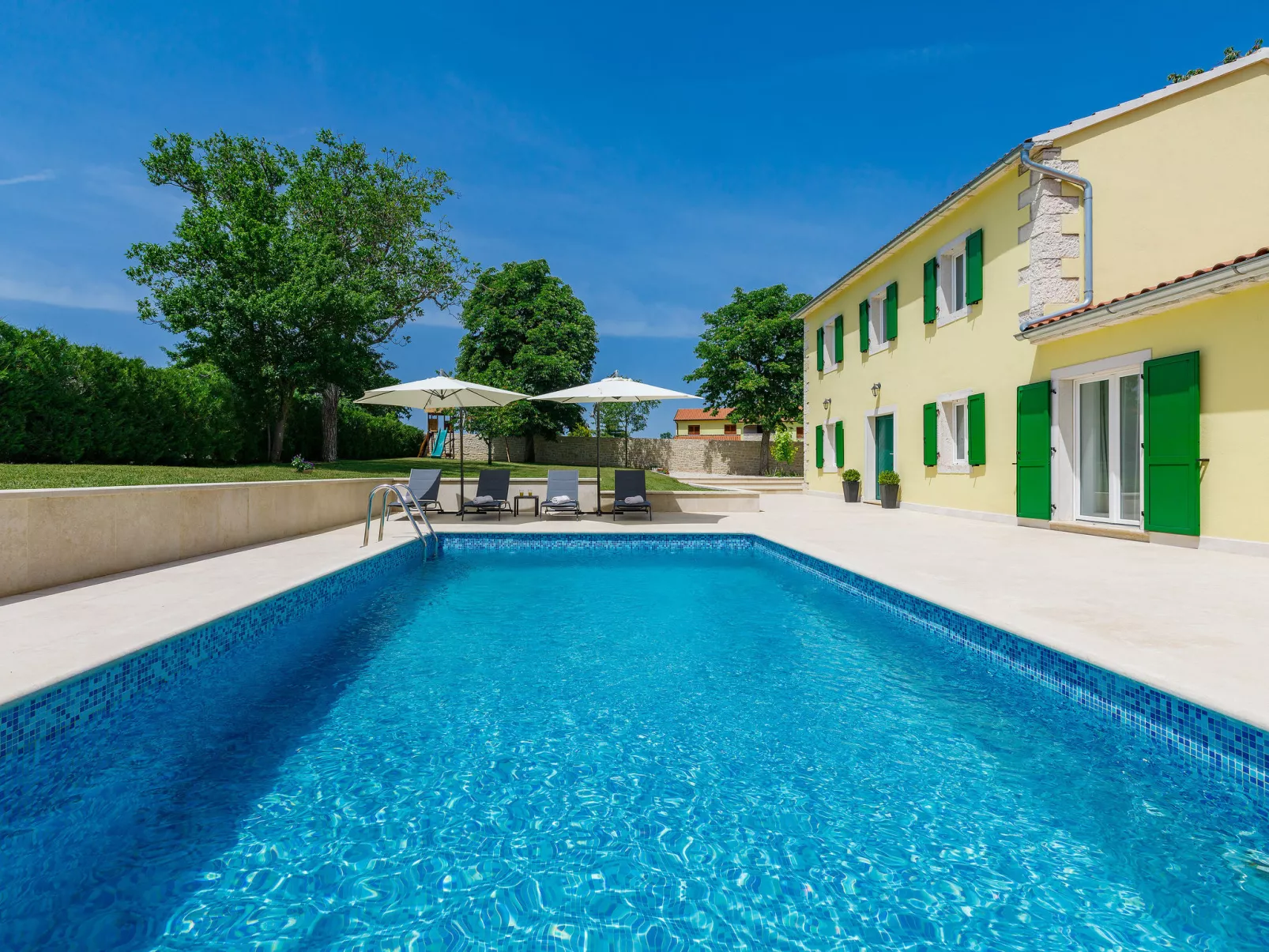 Villa Coriticum otium-Outside