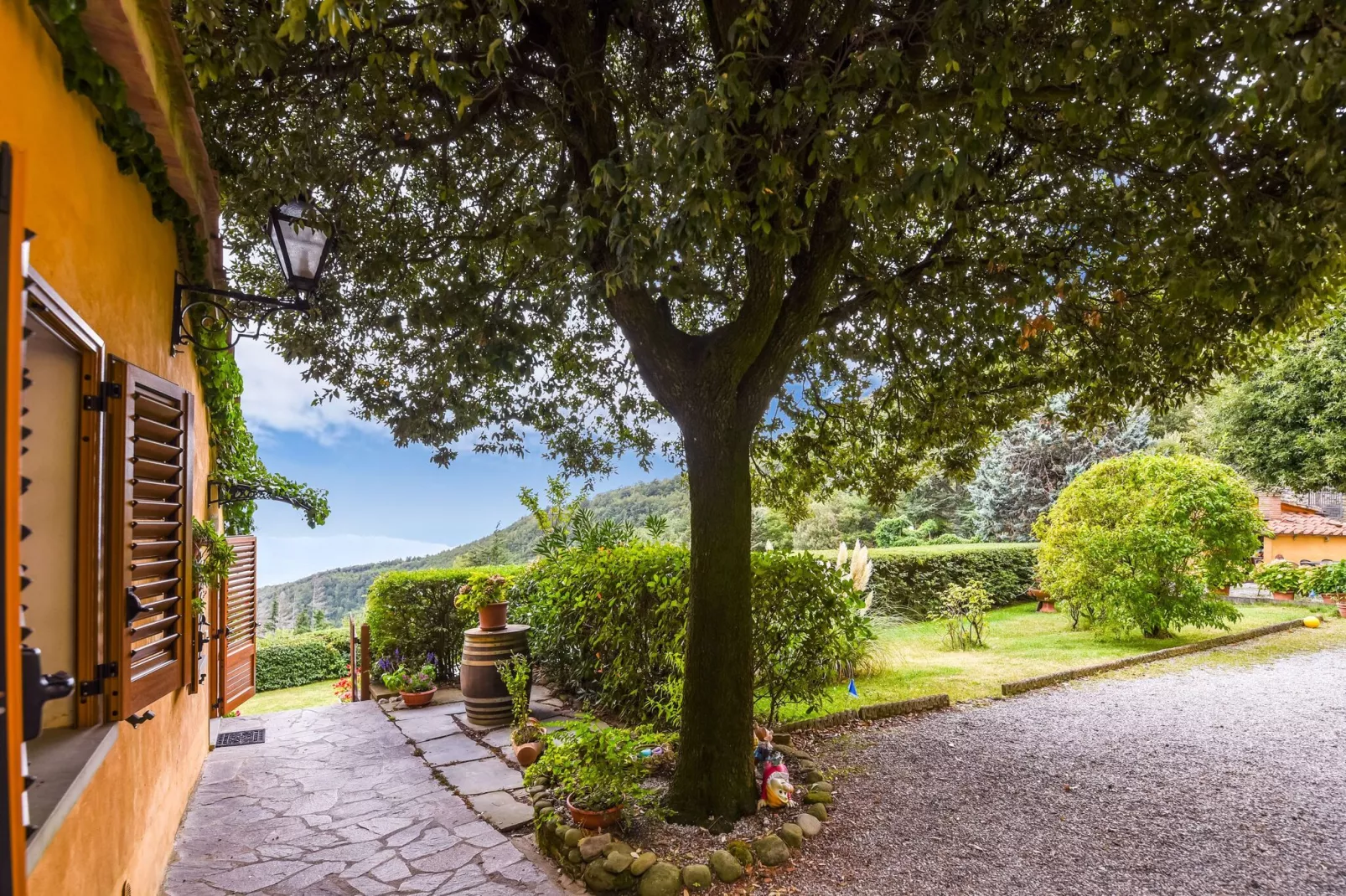 Cristina-Gardens summer