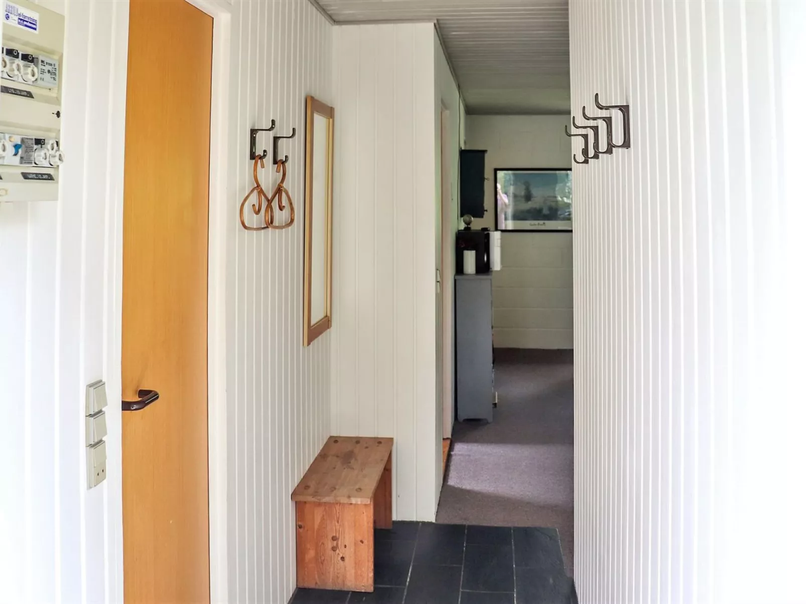 "Ismo" - 30km from the sea-Inside