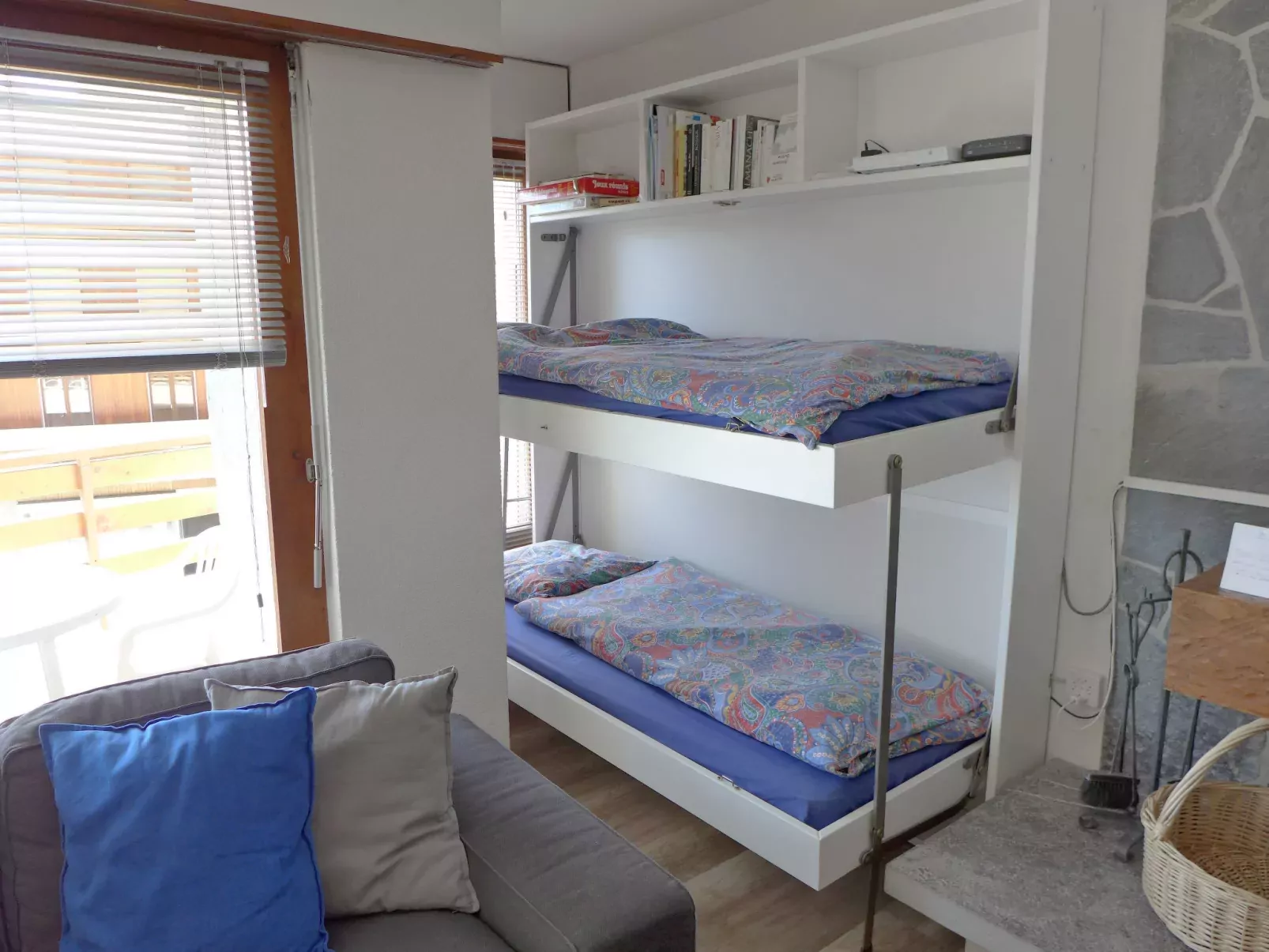 Rond-Point Apt. 17-Inside
