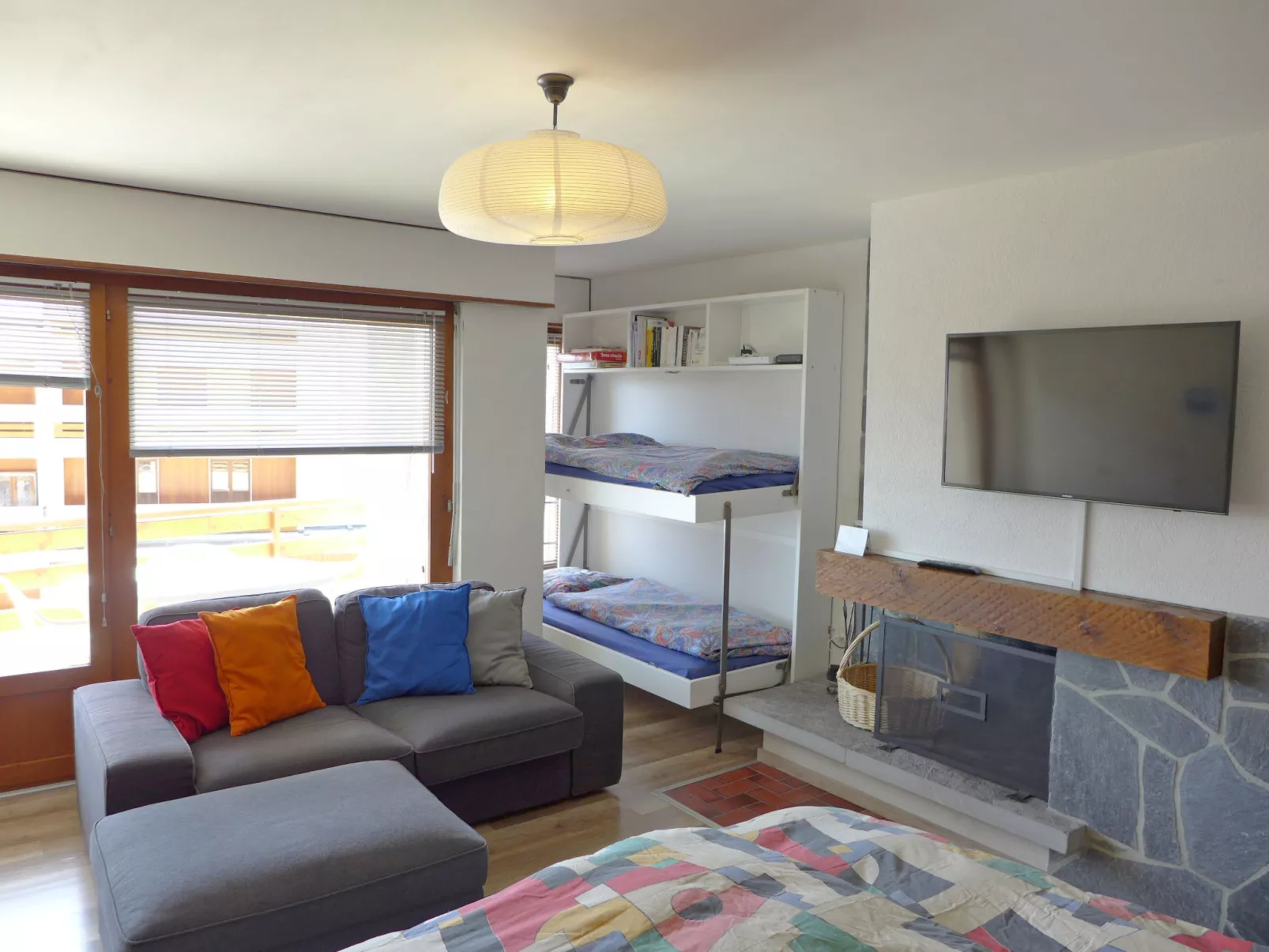 Rond-Point Apt. 17-Inside