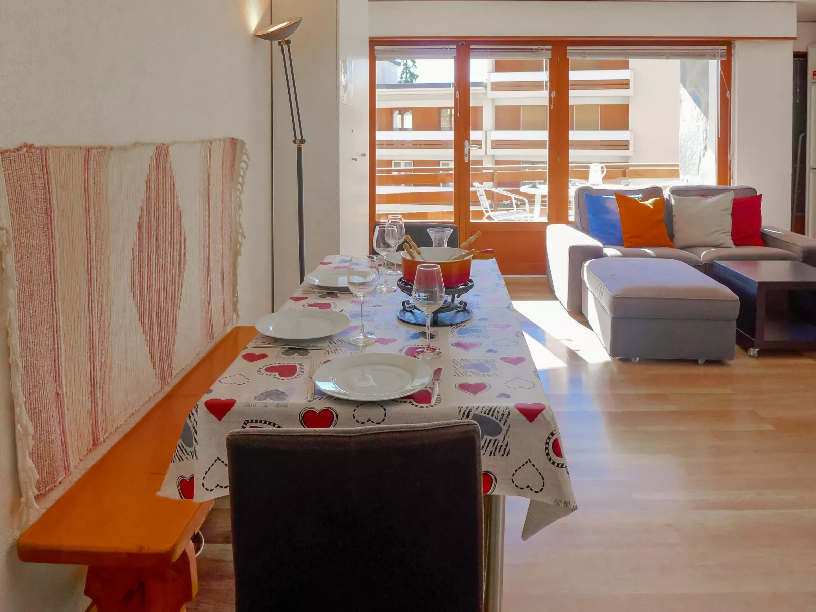 Rond-Point Apt. 17-Inside