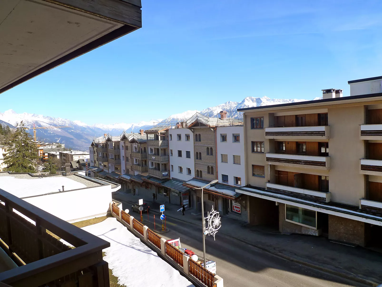 Rond-Point Apt. 17-Outside