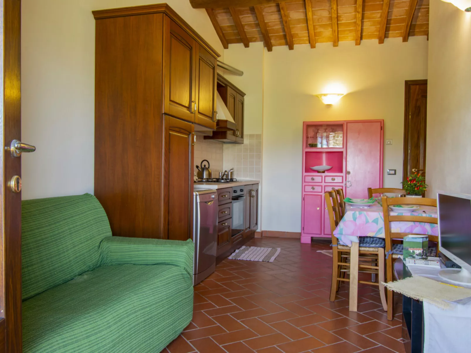 Borgo Fontana-Inside