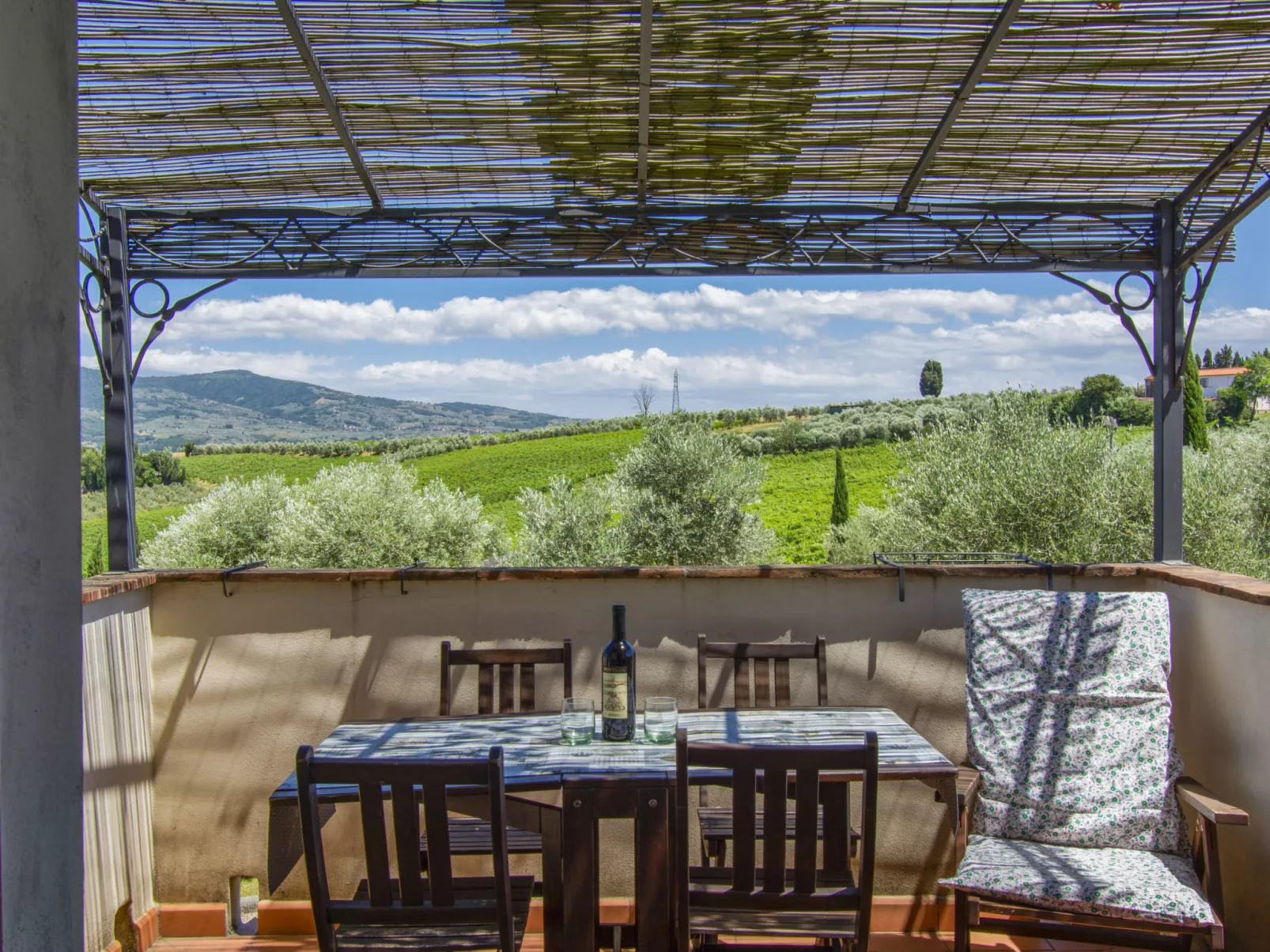 Borgo Fontana-Outside