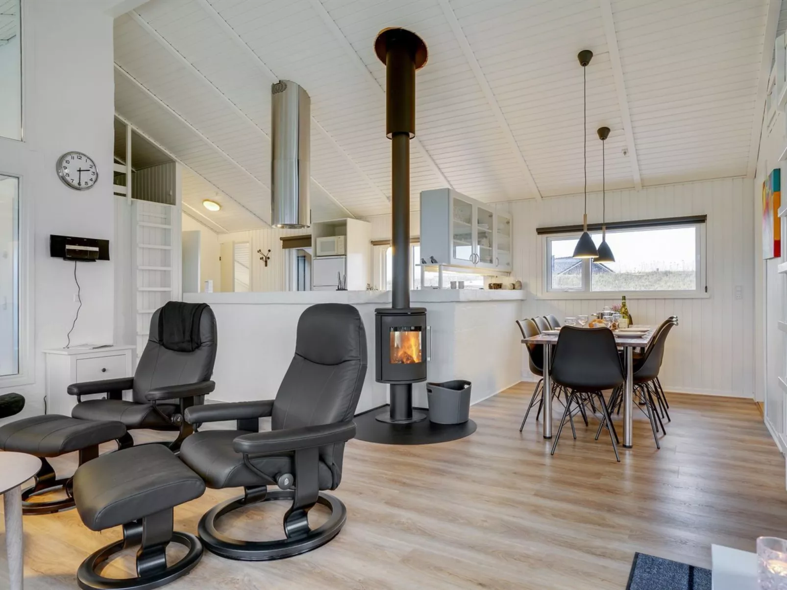 "Hilkka" - 500m from the sea-Inside