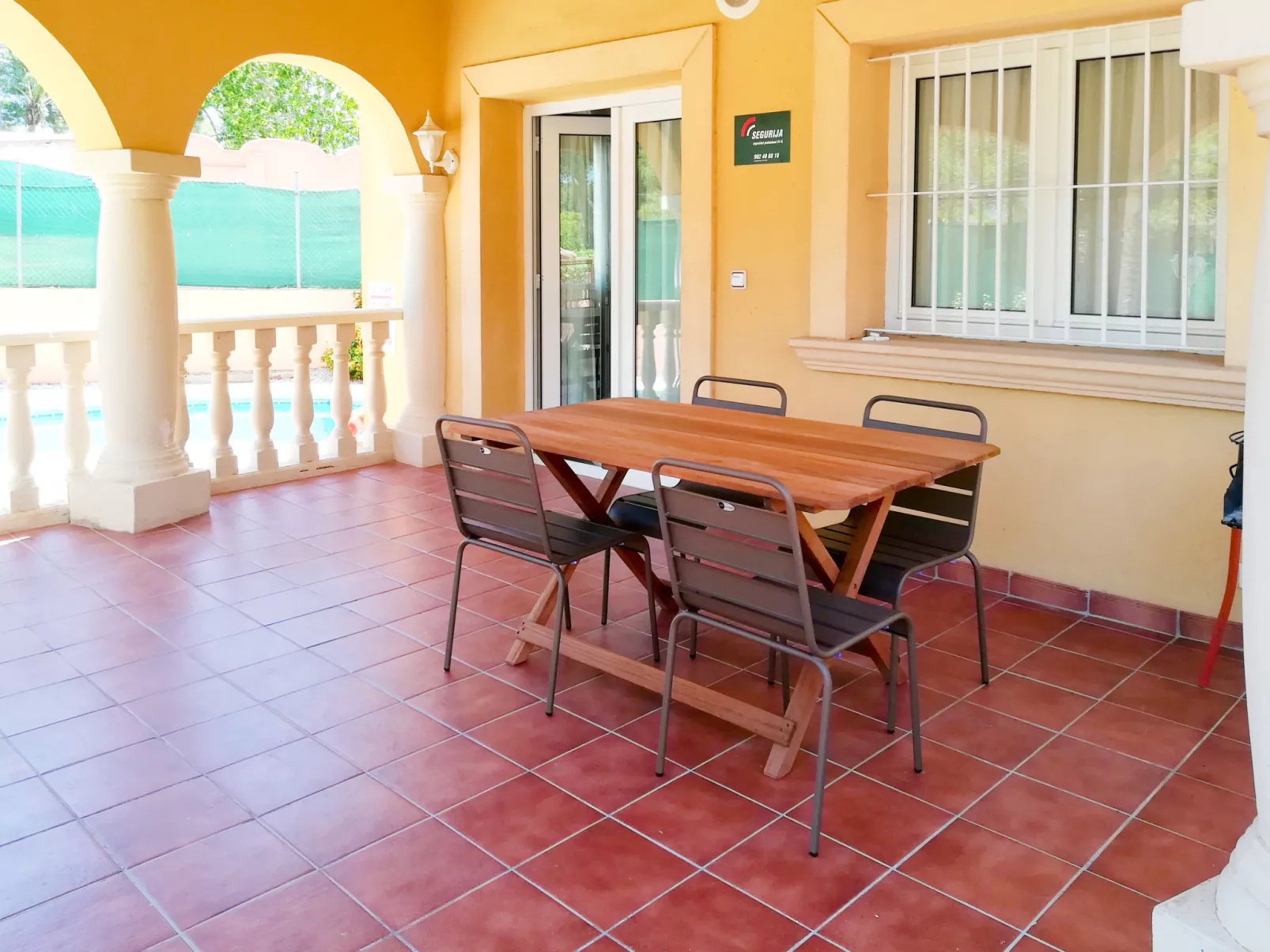 Monte Verde-Outside