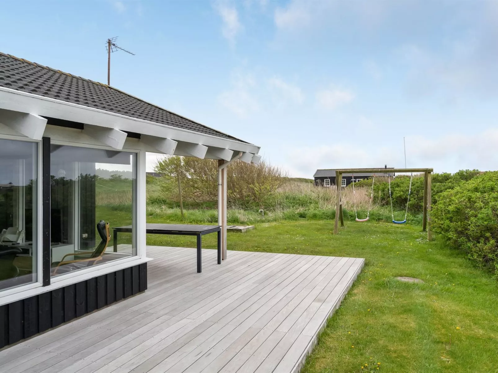 "Hilkka" - 500m from the sea-Outside