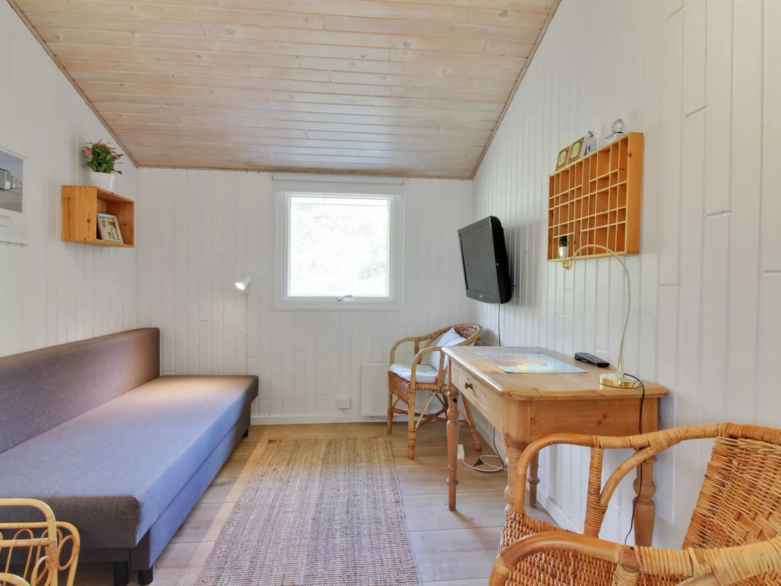 "Ingemar" - 100m from the sea-Drinnen