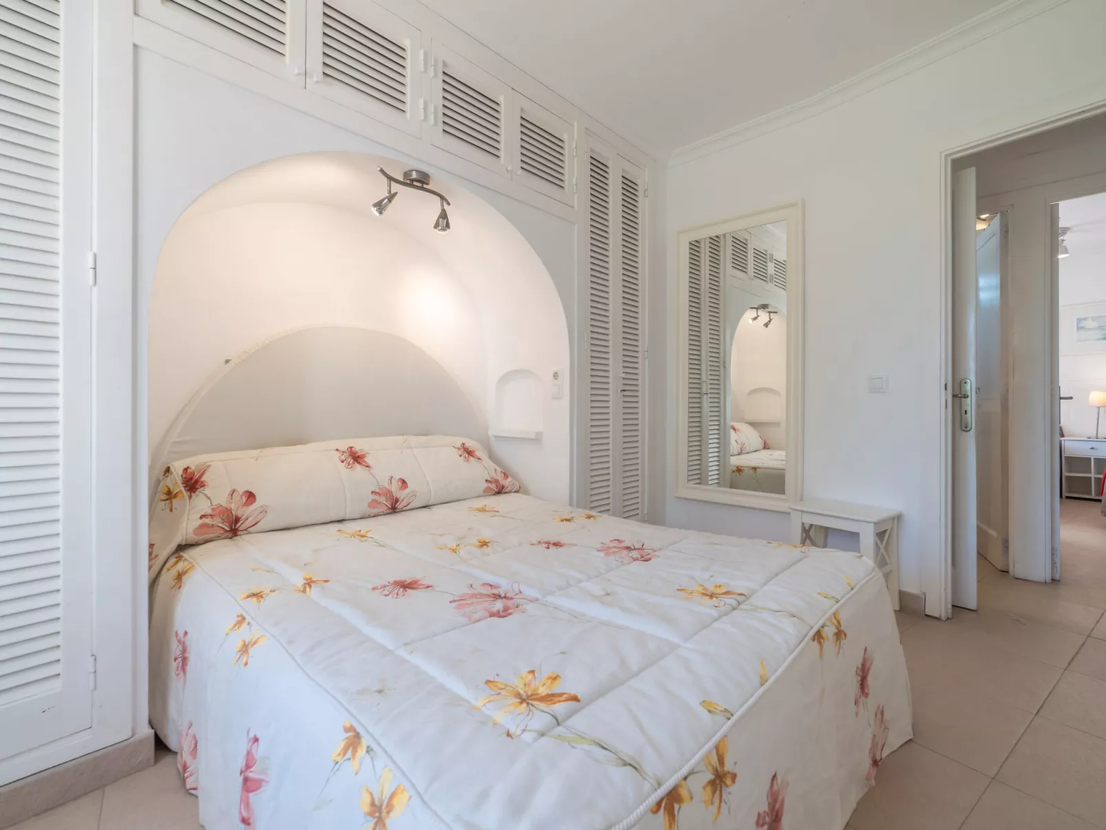 Carabela Front Beach & Pool-Inside