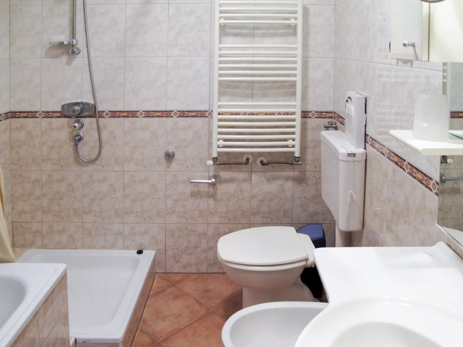 Villa Ursa-Inside