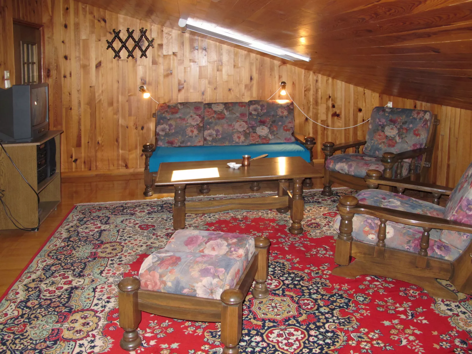 Villa Ursa-Inside