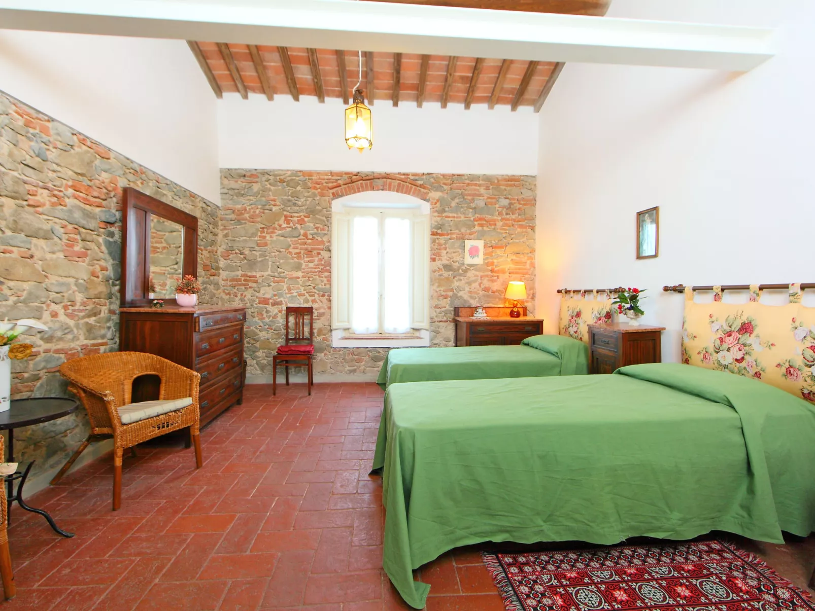 Tenuta La Colonna-Inside