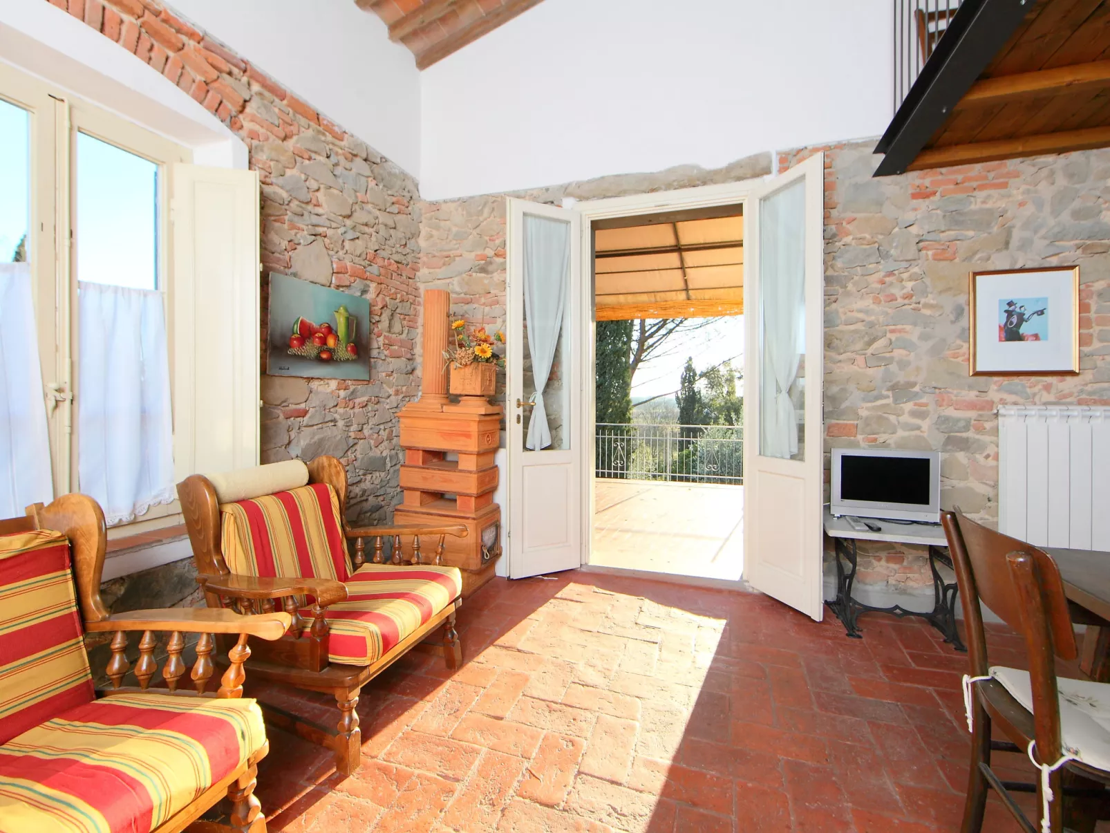 Tenuta La Colonna-Inside