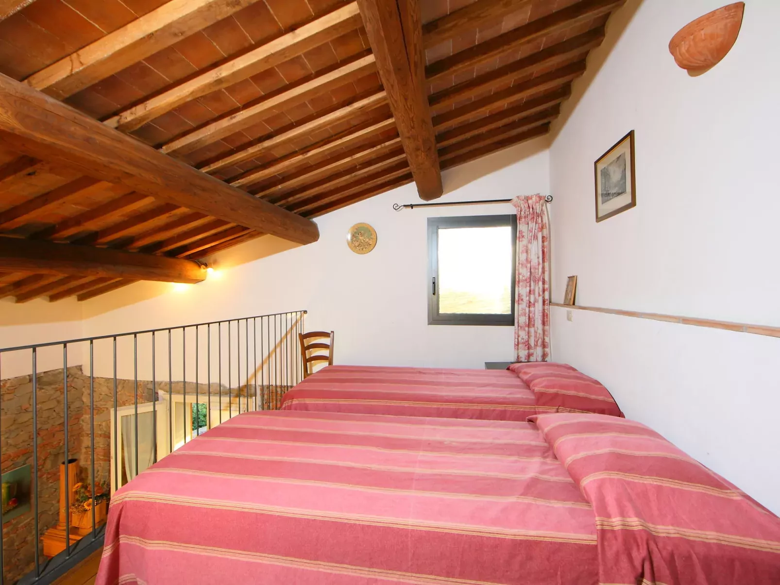 Tenuta La Colonna-Inside