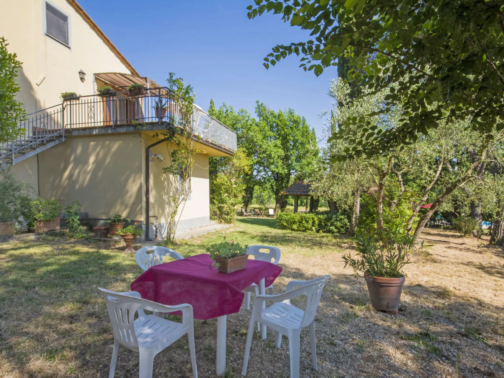 Tenuta La Colonna-Outside