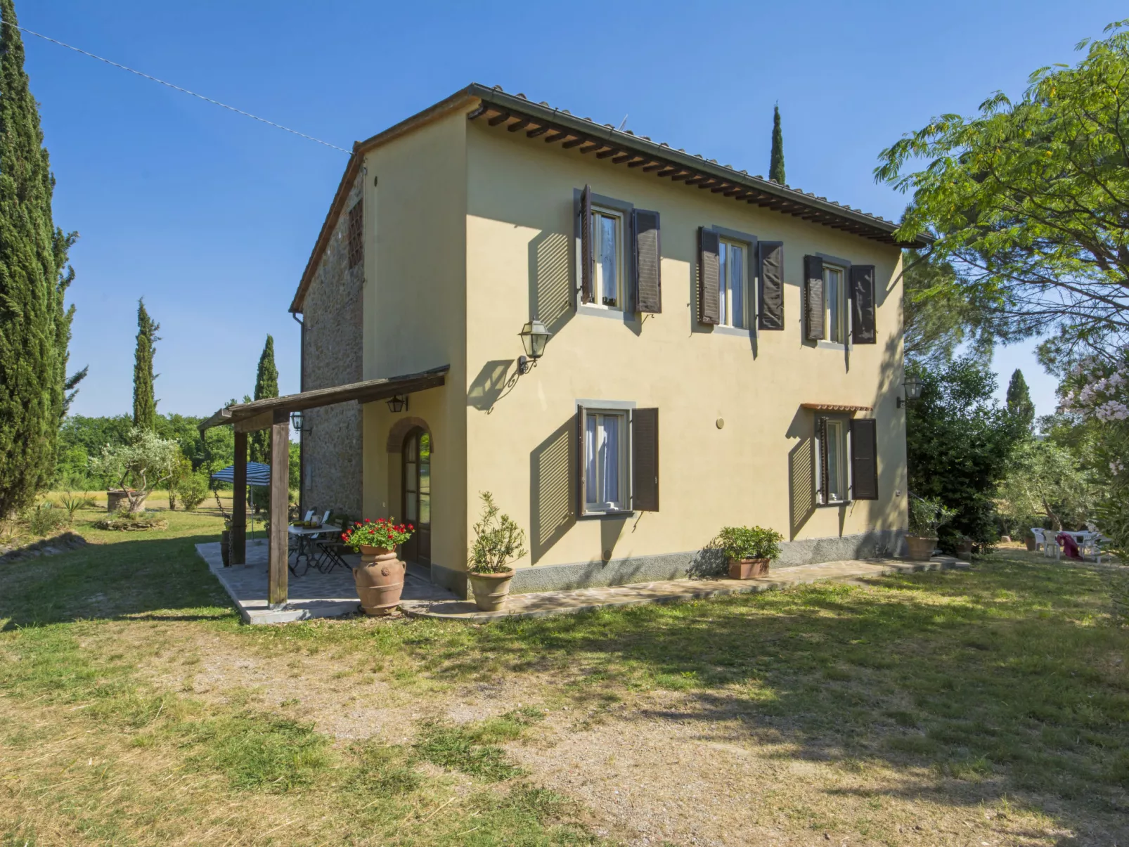 Tenuta La Colonna-Outside