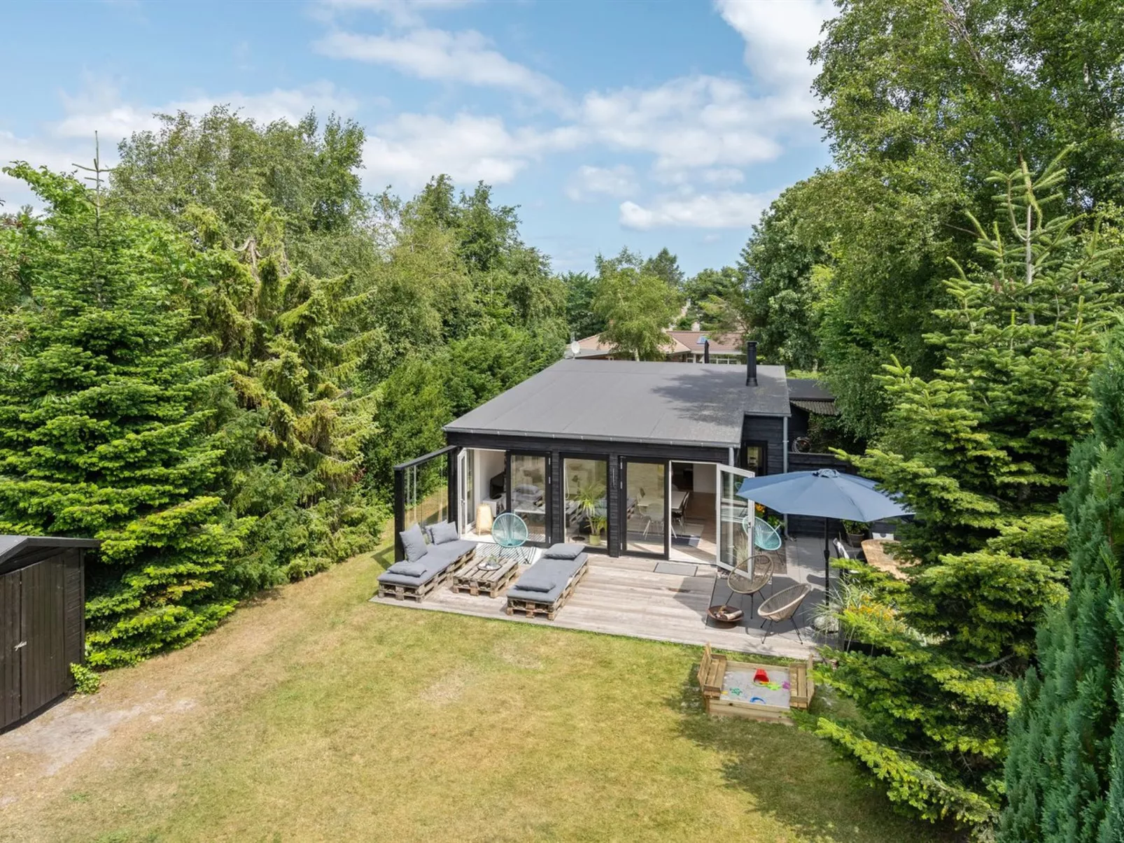 "Edin" - 400m from the sea-Draußen