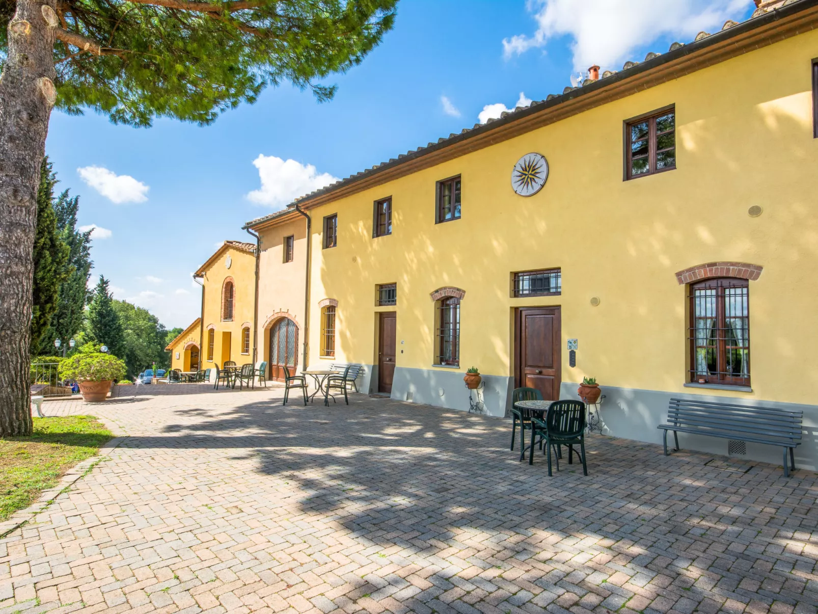 Montereggi-Dehors