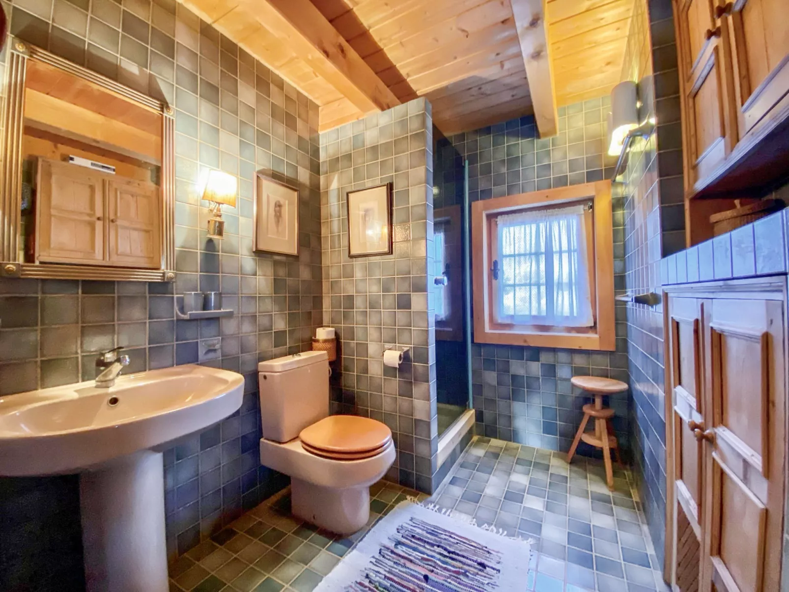 Chalet Rodas 9-Inside